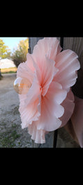 Suspension fleur rose